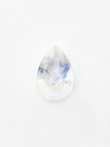 1.45CT White Moonstone Inventory SKU MNPEAR-01