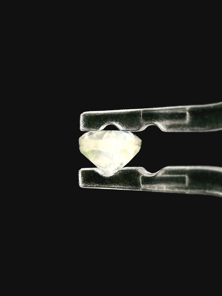 1.03CT White Moonstone Inventory SKU MNMAR - 02 - HIDDENSPACE