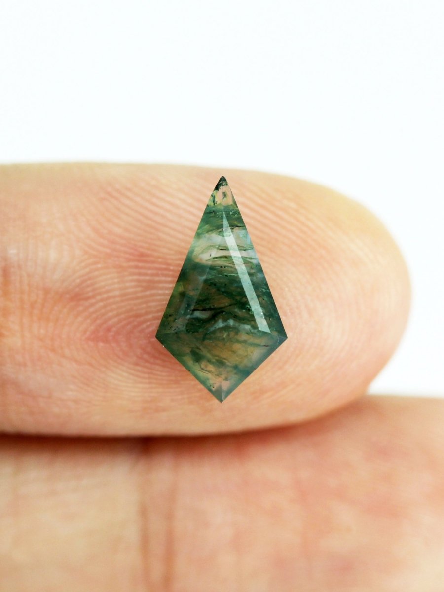 1.11CT Moss Agate Inventory SKU MAKITE-14