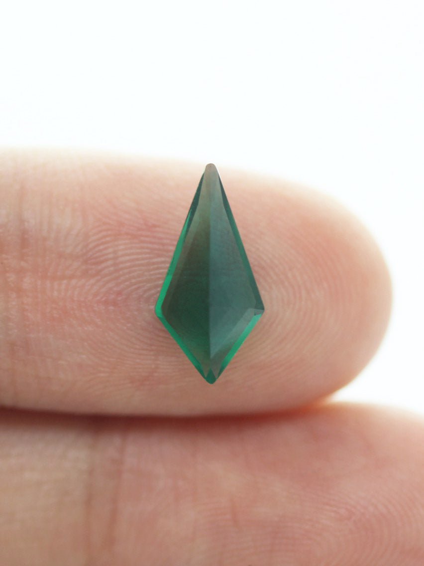 1.18CT Emerald Kite Inventory SKU EMKITEL-06