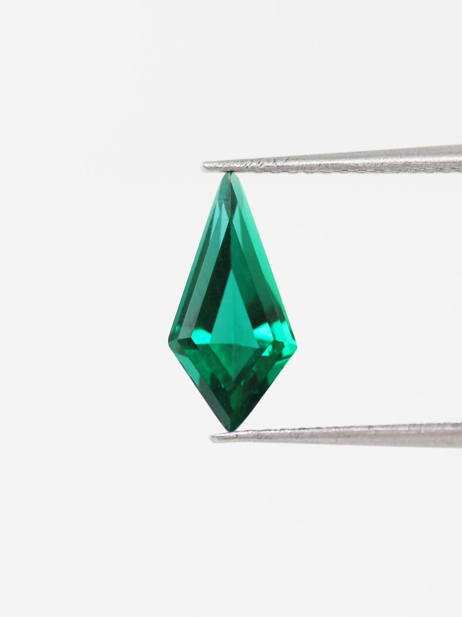 1,25 CT Smaragd-Inventar SKU EMKITEL-04