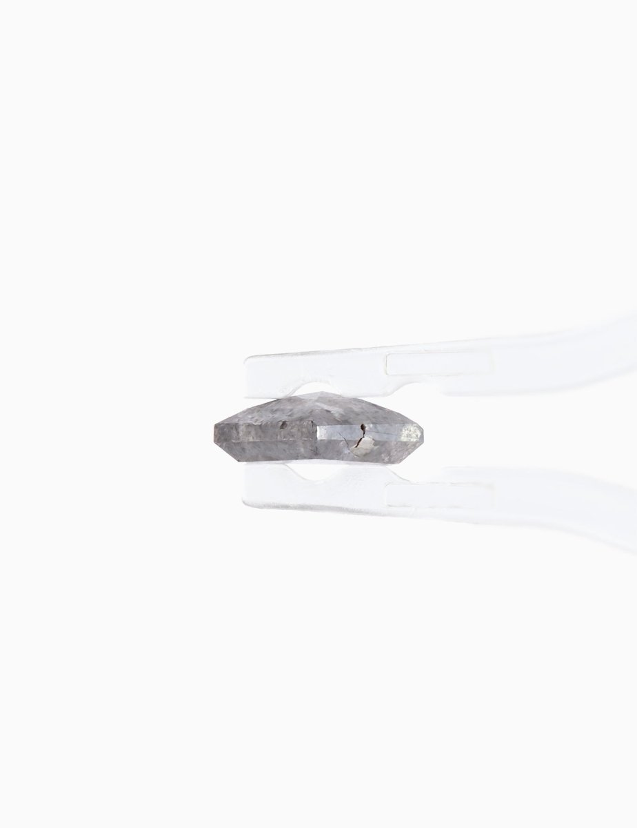 1.26CT Salt and Pepper Kite Inventory SKU SPKITEN - 21 - HIDDENSPACE