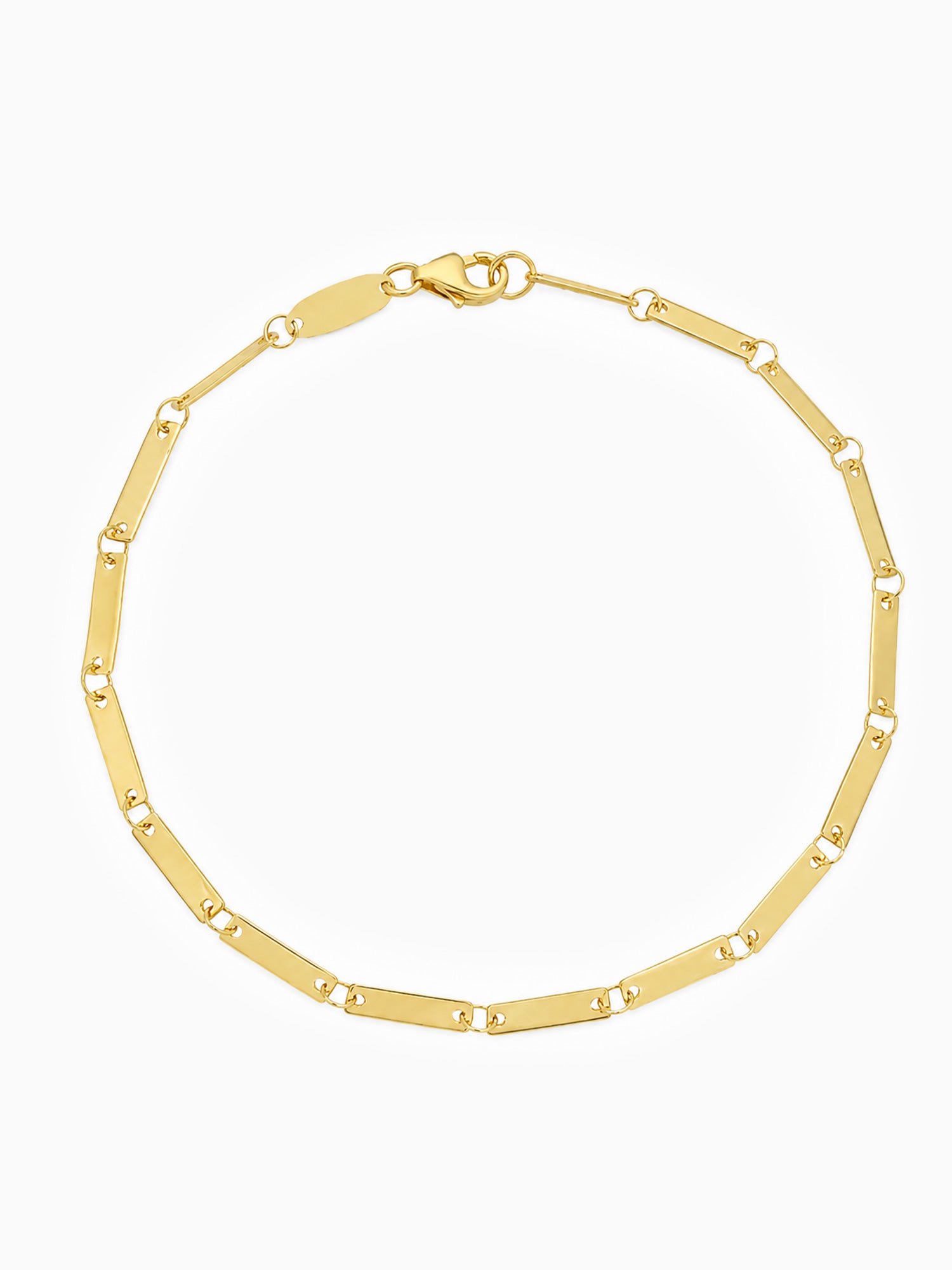 A gold link chain bracelet with elongated oval links and a lobster clasp, displayed on a clean white background.