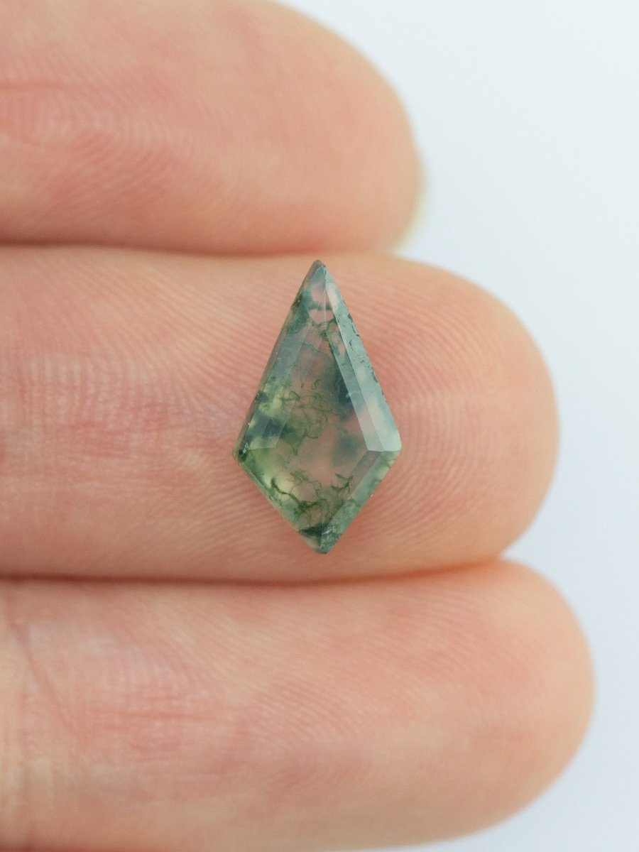 Inventaire d'agate mousse 1,67 CT SKU MAKITE-09