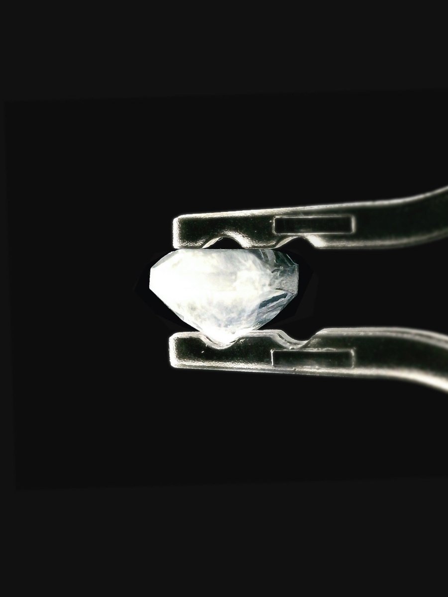 1.53CT White Moonstone Inventory SKU MNPEAR-02 - HIDDENSPACE