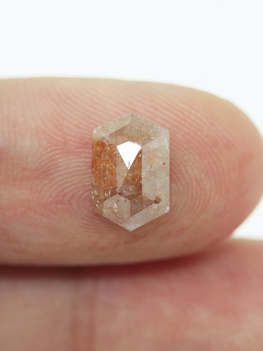 1,54 ct Salz- und Pfeffer-Sechseck-Inventar SKU SPHEXU-08