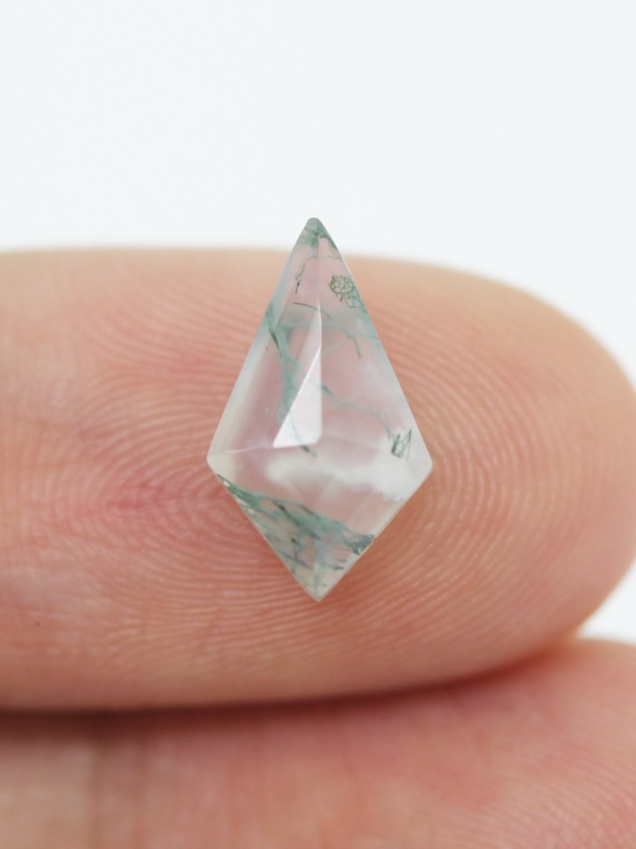 1,60 CT Moosachat-Inventar SKU MAKITE-04