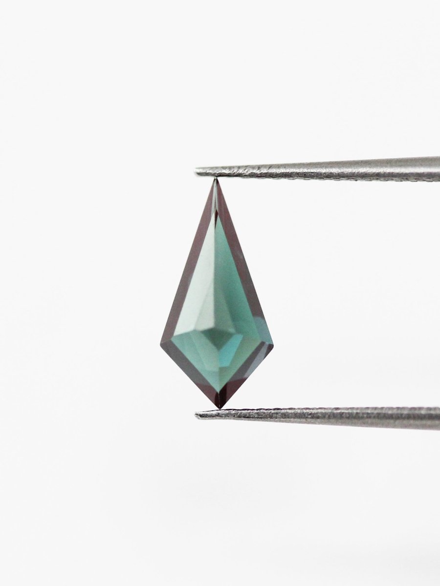 1.61CT Alexandrite Inventory SKU AXKITE-05