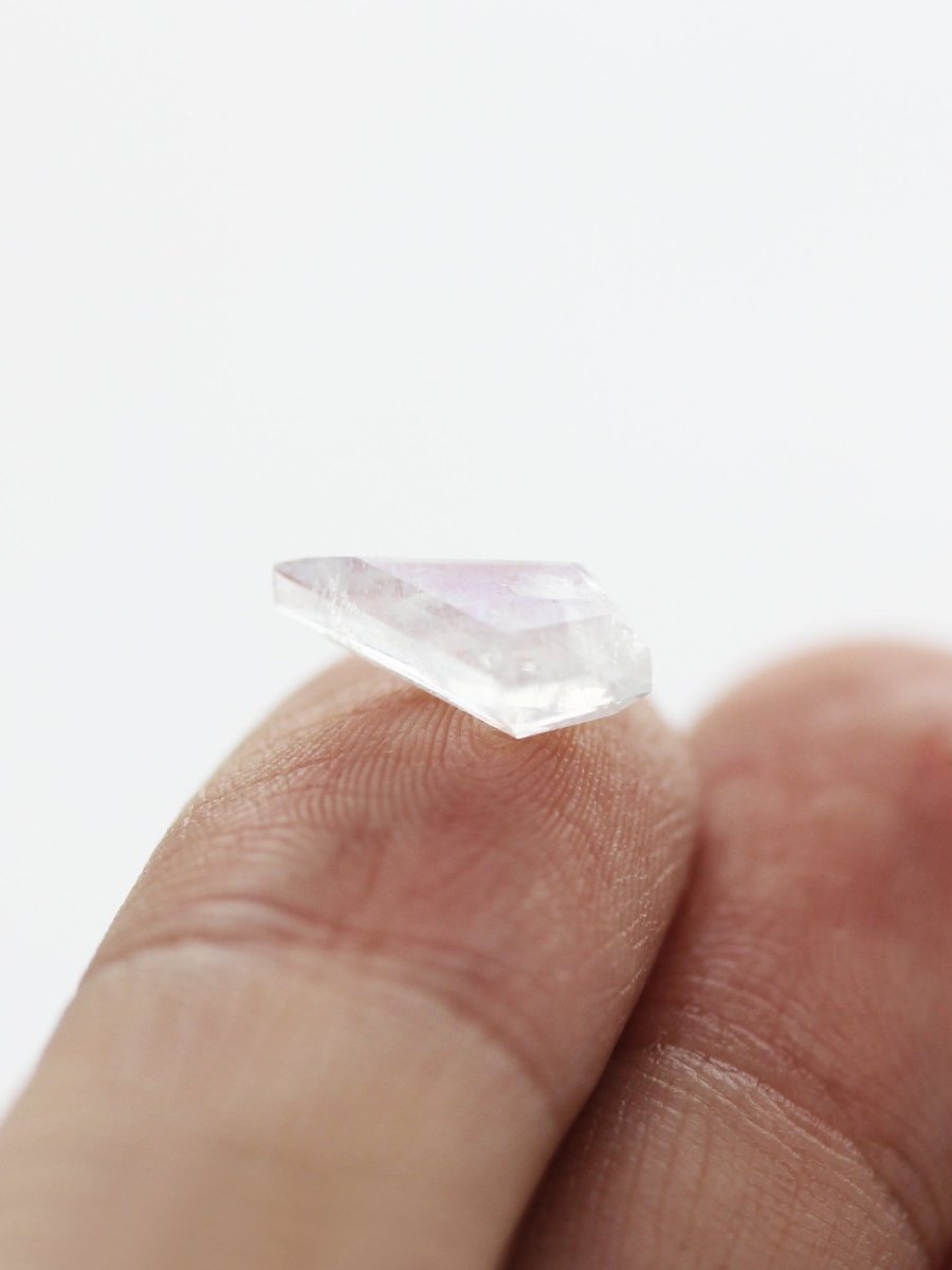 1.70CT White Moonstone Inventory SKU MNKITE-03