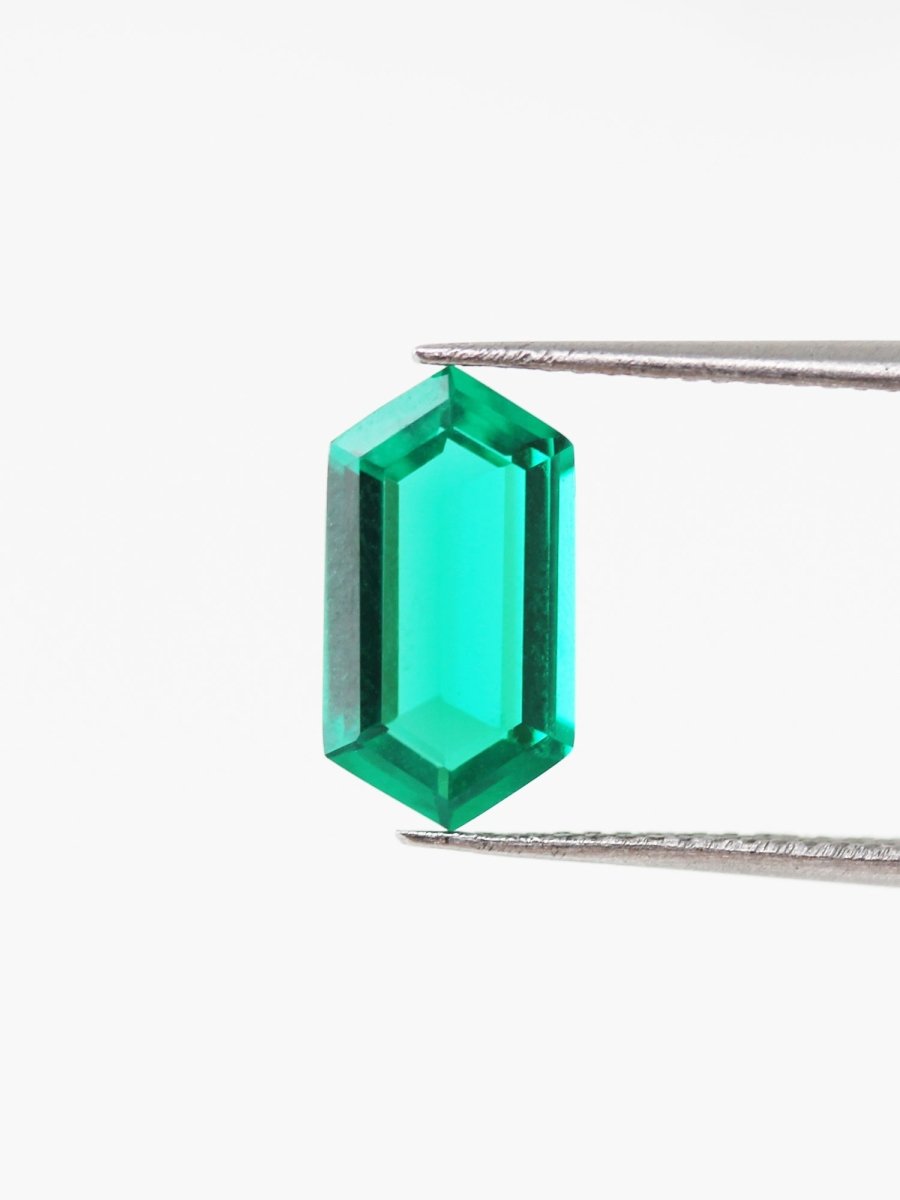 Inventaire d'émeraude 1,90 CT SKU EMHEXL-05