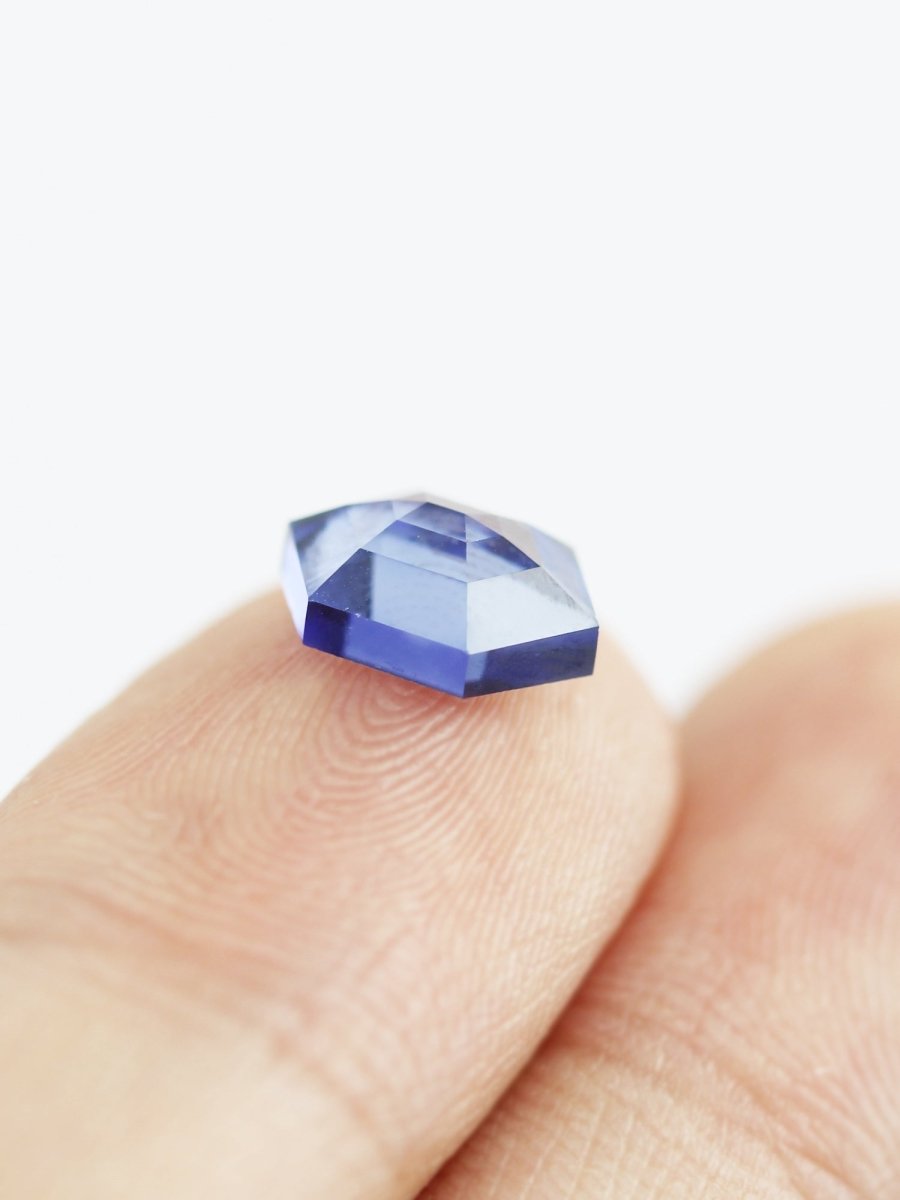 1.91CT Sapphire Inventory SKU SAHEXL-03