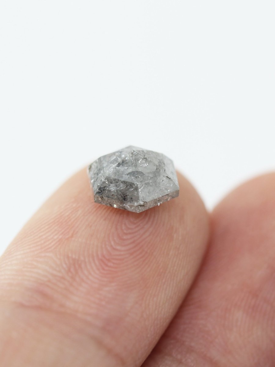 1,92 CT Salz- und Pfeffer-Sechseck-Inventar SKU SPHEXU-07