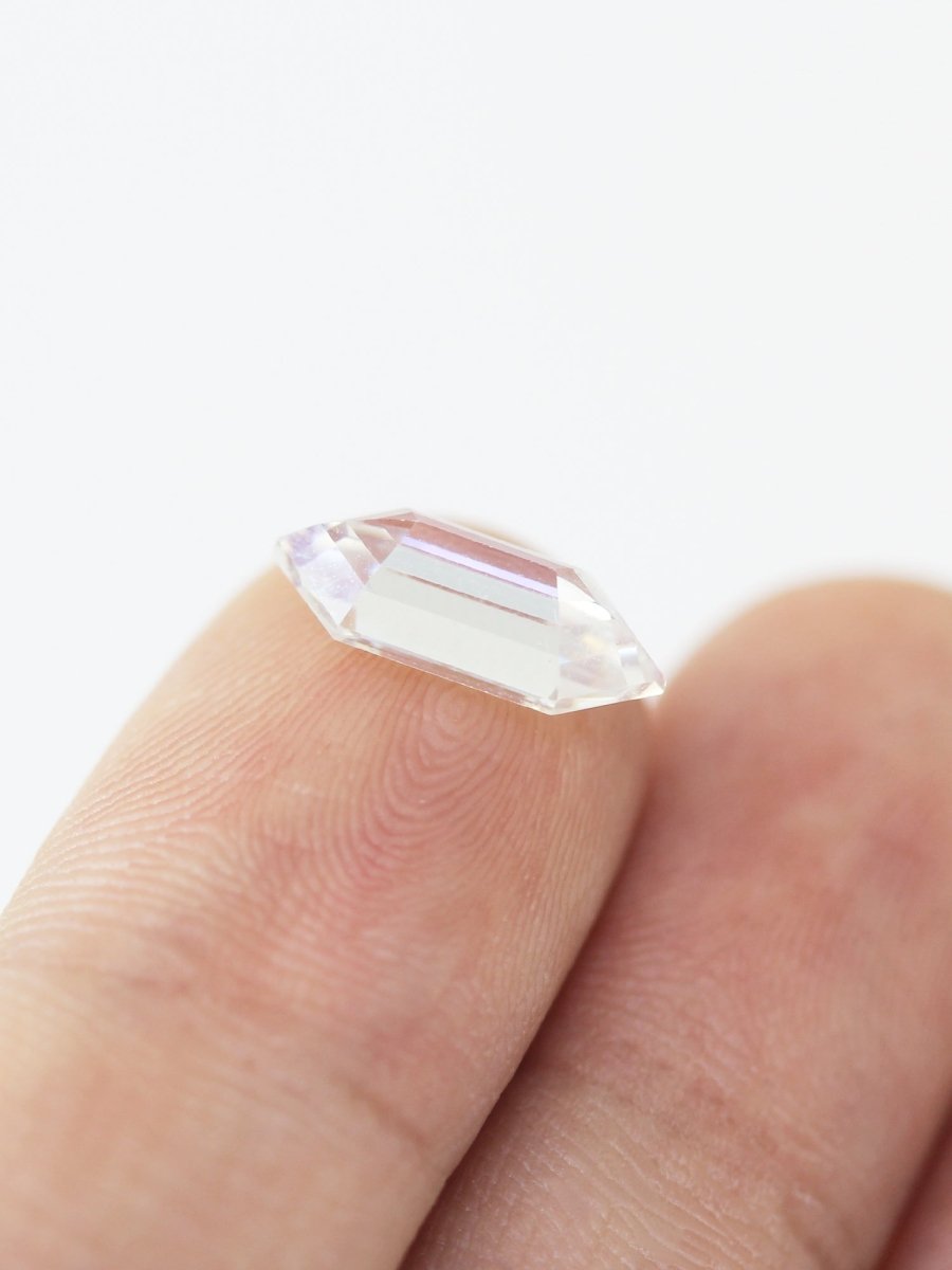 1.93CT White Moissanite Inventory SKU MSHEX-08