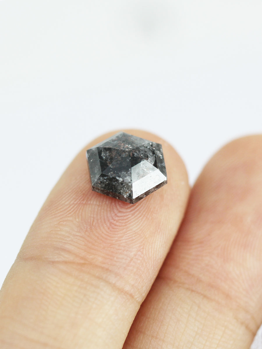 Inventaire hexagonal sel et poivre 1,90 ct SKU SPHEX-04