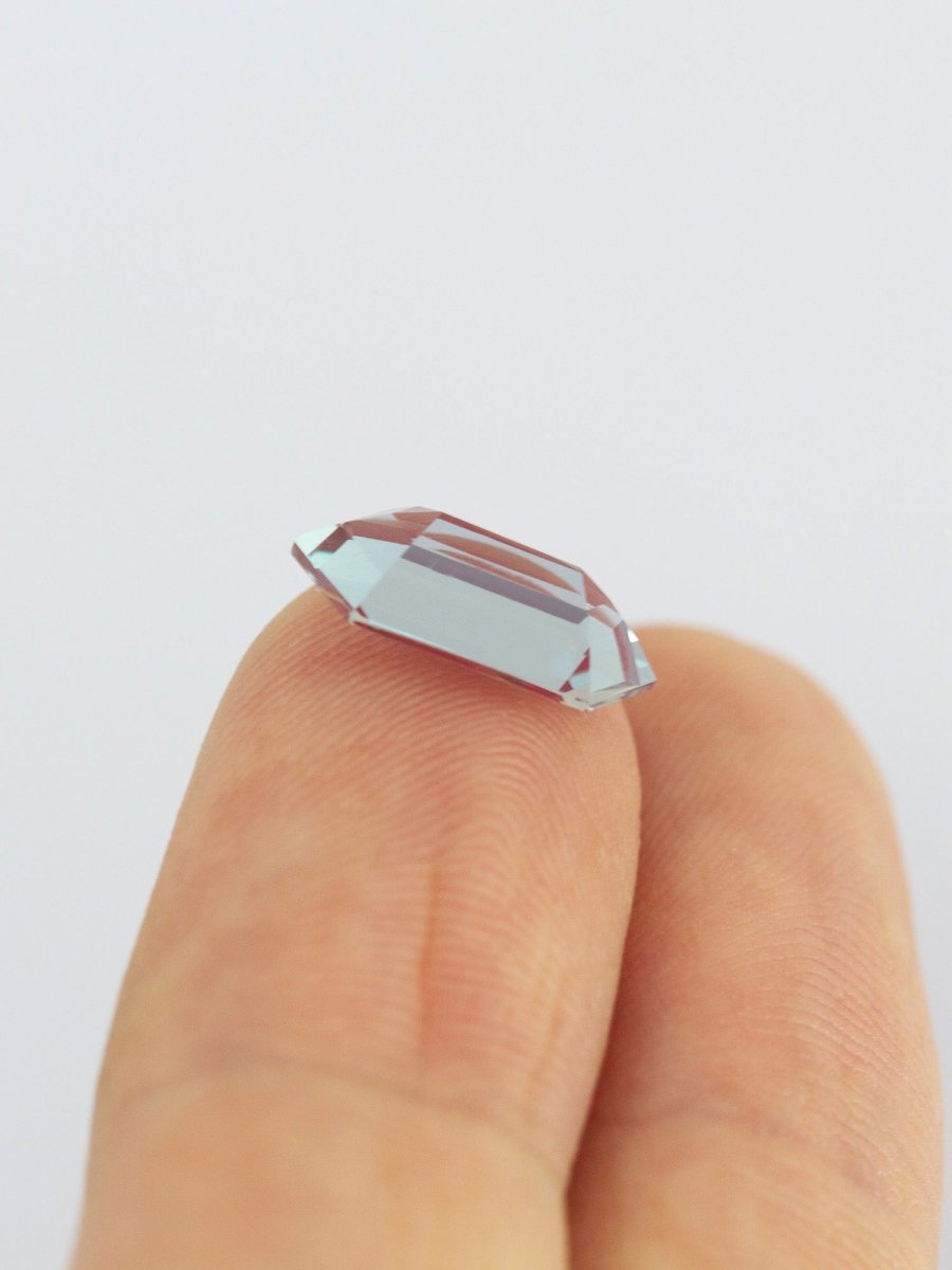 2.51CT Alexandrite Inventory SKU AXHEX-08