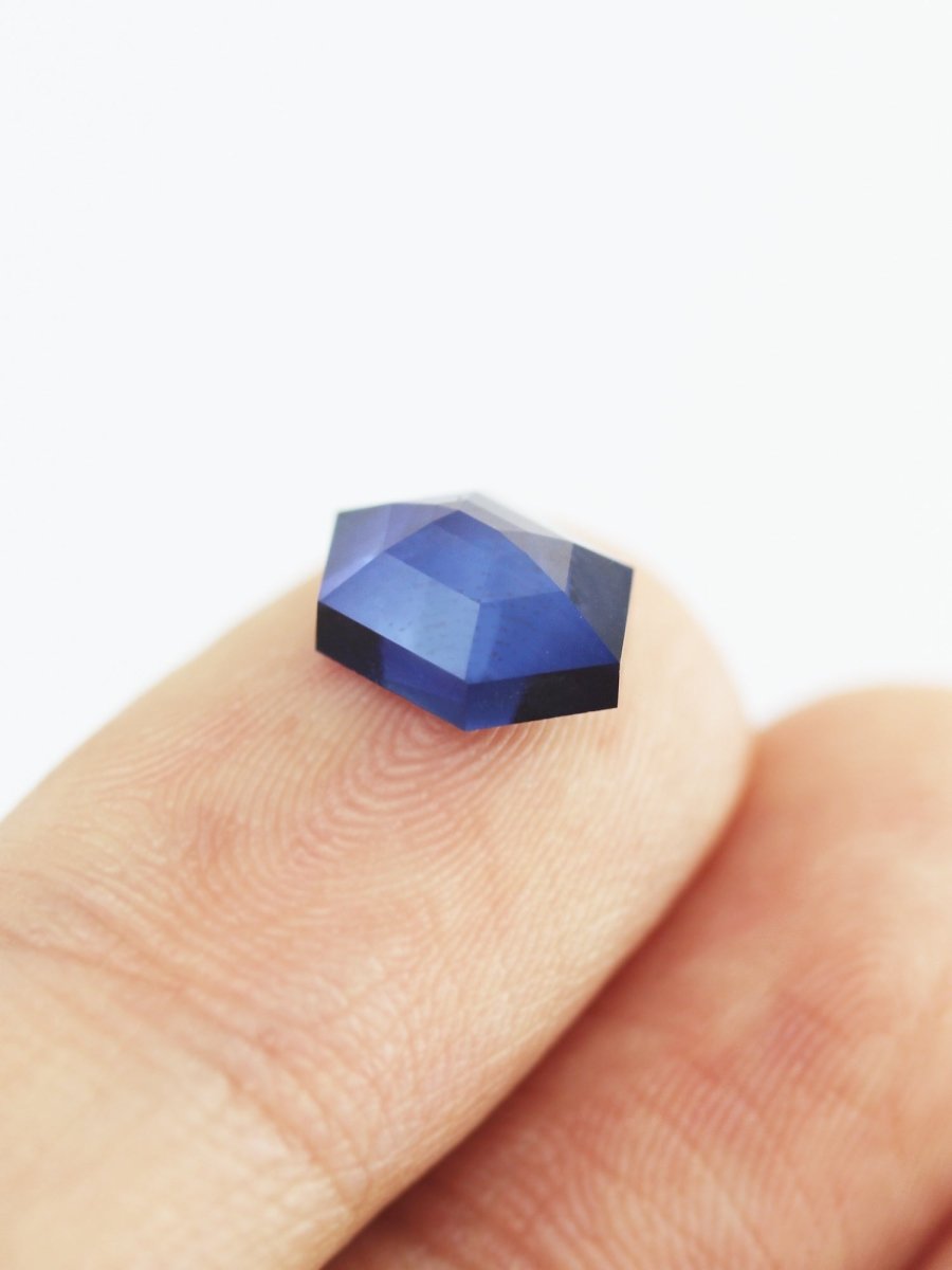 2.51CT Sapphire Inventory SKU SAHEXL-04