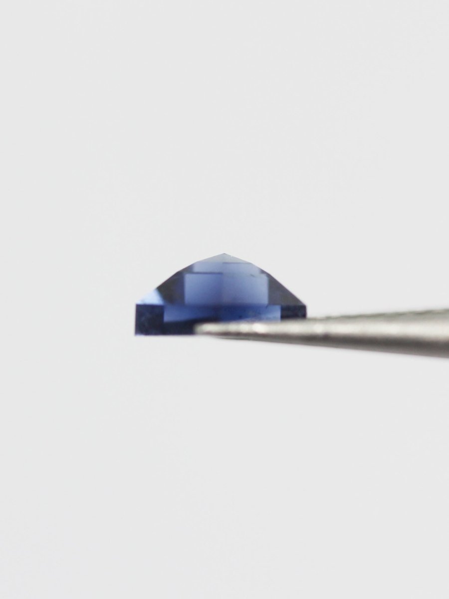 2.57CT Sapphire Inventory SKU SAHEXL-02