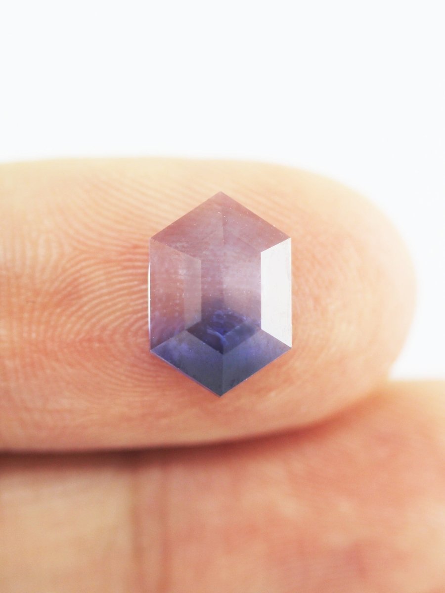 2.57CT Sapphire Inventory SKU SAHEXL-02