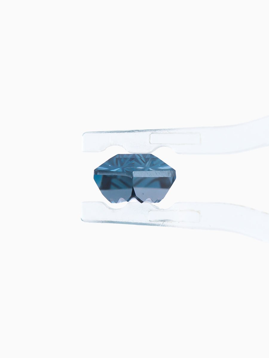 2.80CT Designer - Cut Deep Blue Topaz Hexagon Inventory SKU DTPHEX - 01 - HIDDENSPACE