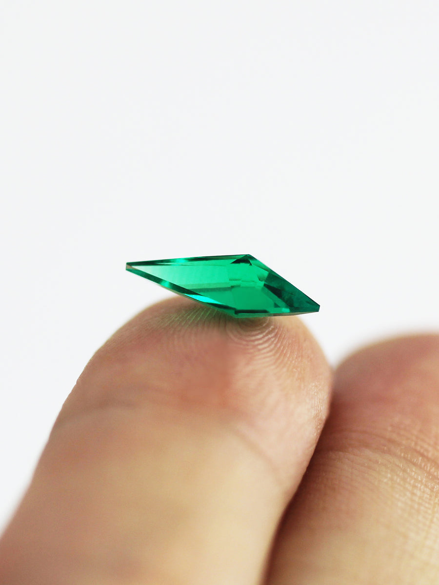 0.89CT Emerald Inventory SKU EMKITEL-03