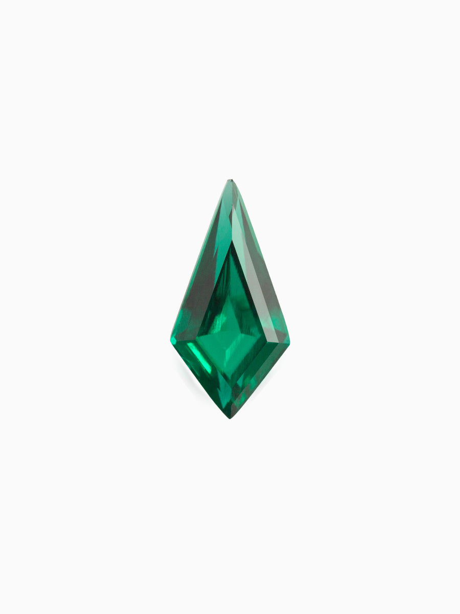 Inventaire d'émeraude 0,90 CT SKU EMKITEL-07