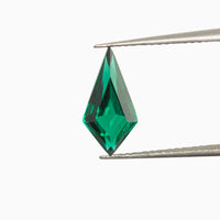 Inventaire d'émeraude 0,90 CT SKU EMKITEL-07