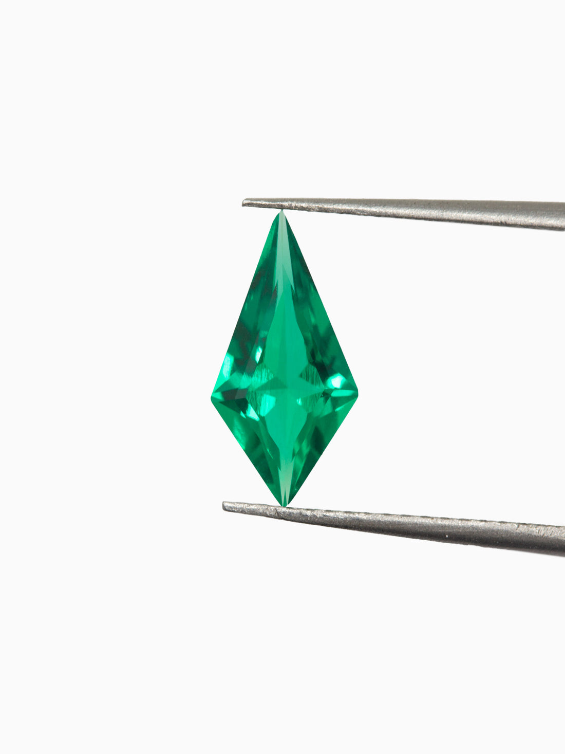 0.89CT Emerald Inventory SKU EMKTL-12