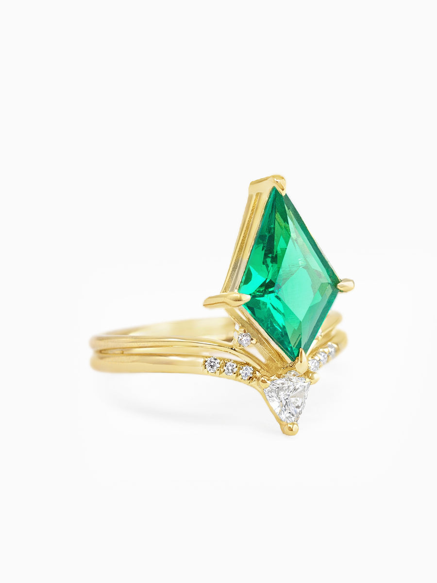 Adia Ring (Emerald)