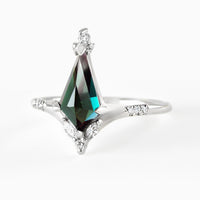 Callie Ring (Alexandrite)