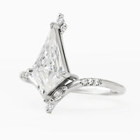 Callie Ring (Moissanite)