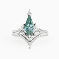 [Ready-to-Ship] Clementine Ring & Band (Green Moissanite)