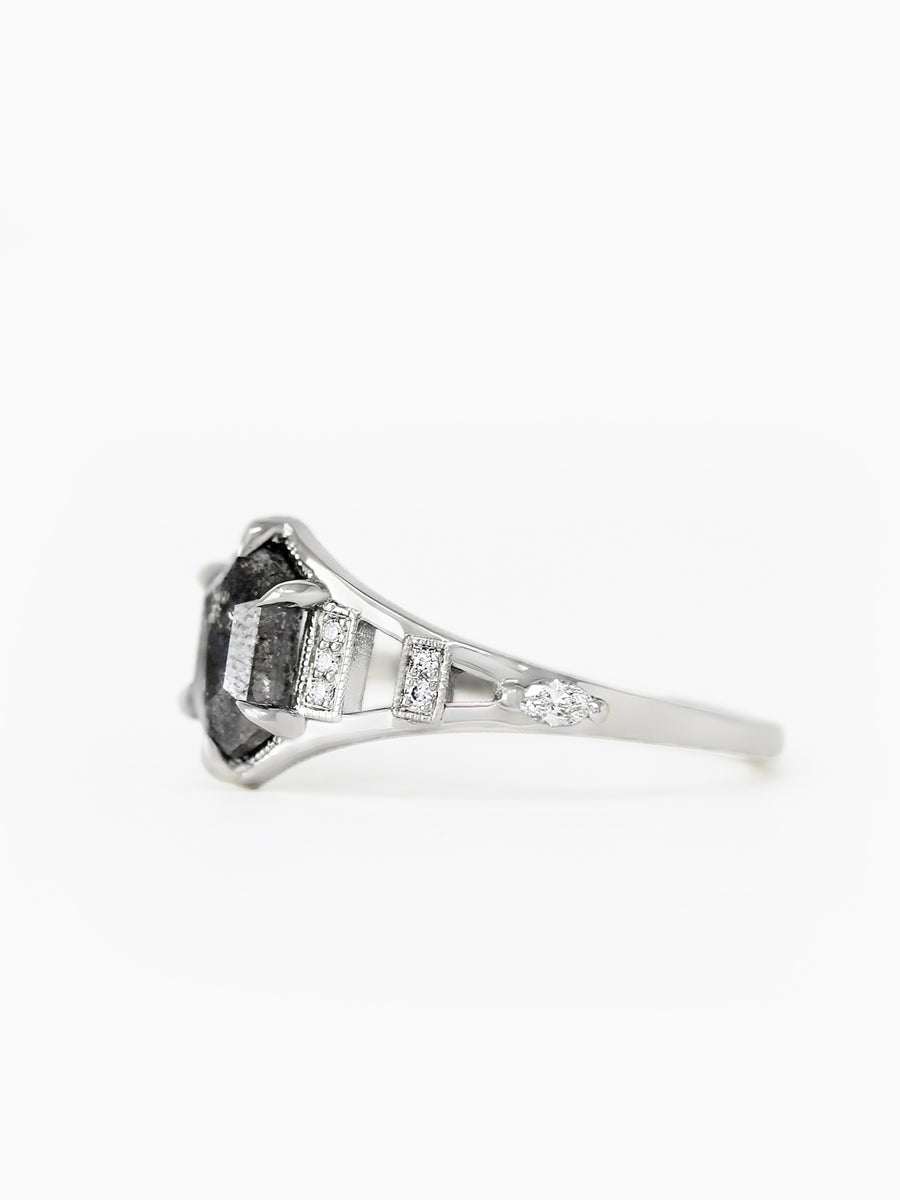 [Ready-to-Ship] Eiffel Ring