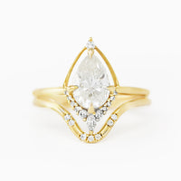 [Ready-to-Ship] Eliana Ring & Band (Moissanite)