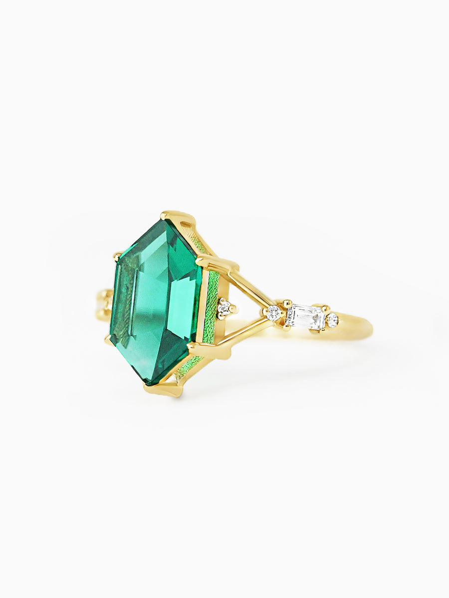 Ethereal Ring (Emerald)