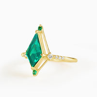 Dawn Ring (Emerald)