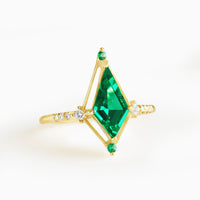 Dawn Ring (Emerald)