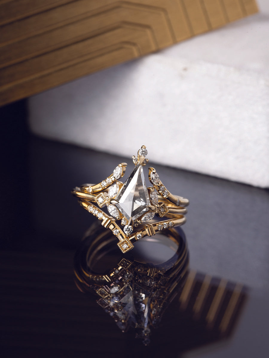 Clementine Ring (Moissanite)