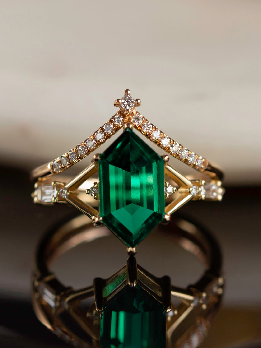 Ätherischer Ring (Smaragd)