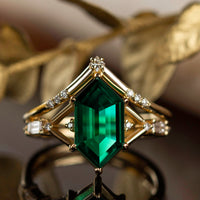 Ätherischer Ring (Smaragd)