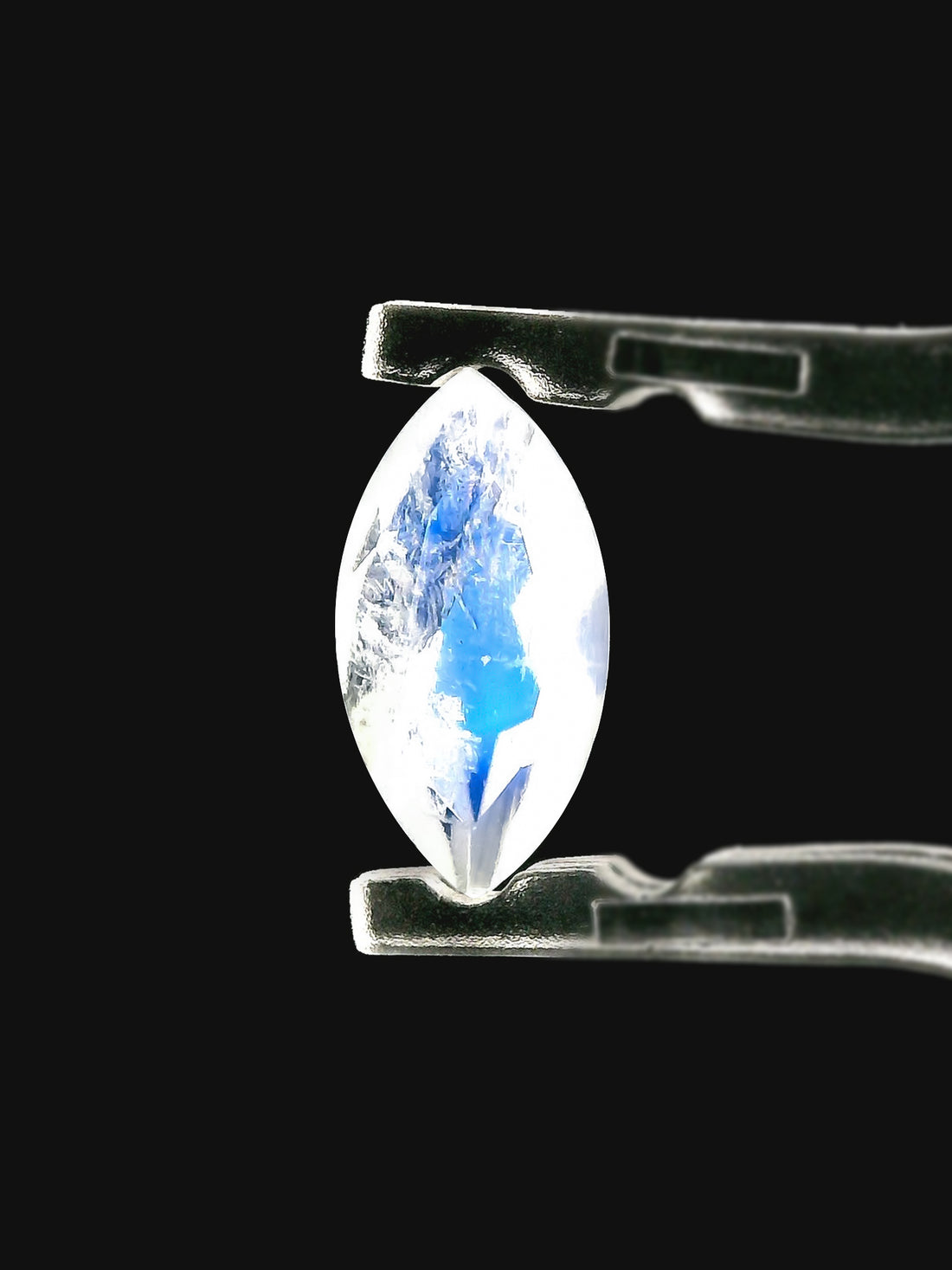 1.22CT White Moonstone Inventory SKU MNMAR-03