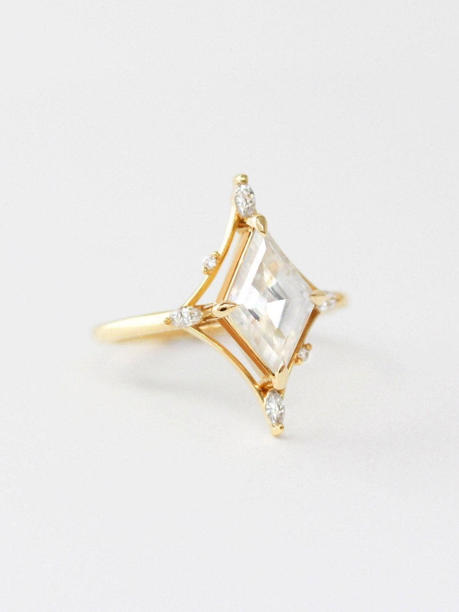 hiddenspace jewelry unique engagement ring architectural design fine jewelry art deco inspire unique engagement ring vintage jewelry bridal ring one-of-a-kind engagement ring alternative jewelry dakota design