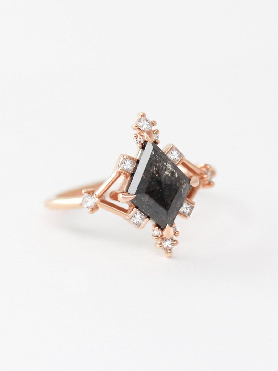 hiddenspace jewelry fine jewelry los angeles art deco design architectural fine jewelry wedding band stacking rings stackable band 14k gold ring diamond ring unique fine jewelry GRETA DESIGN