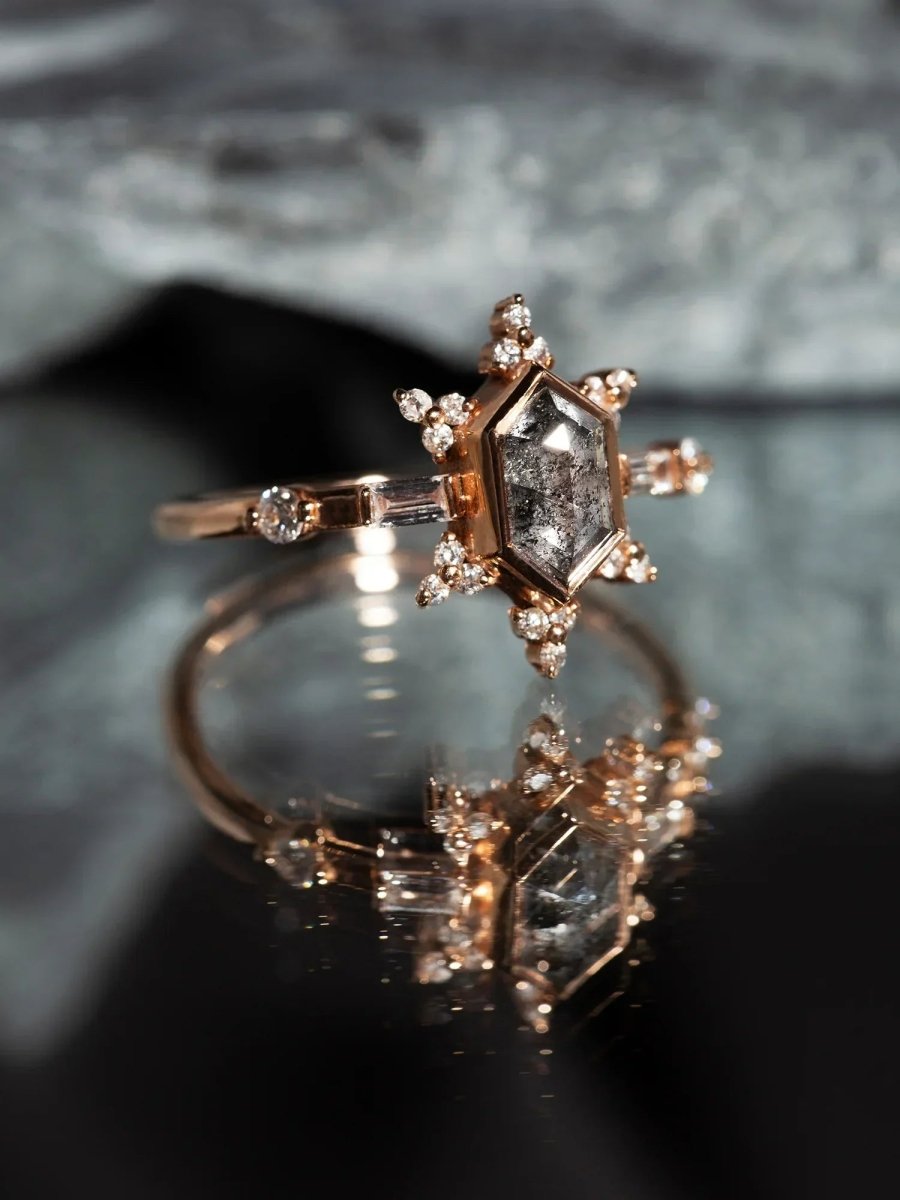 H/S Queen of Ice Ring