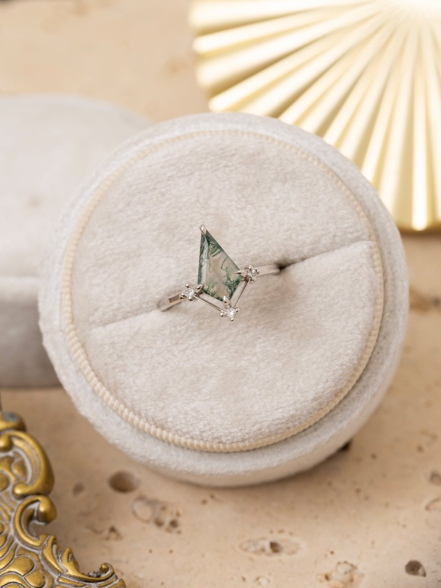 Skylar Ring (Moss Agate)