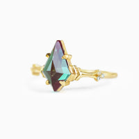 Kite Doric Ring (Alexandrite)