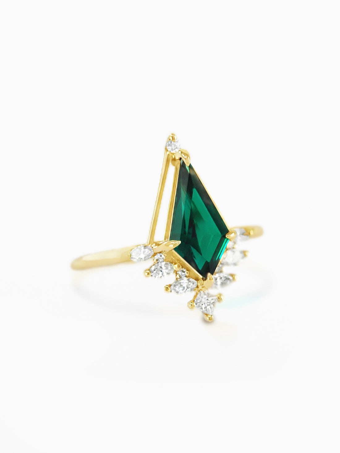 Luna Ring (Emerald)