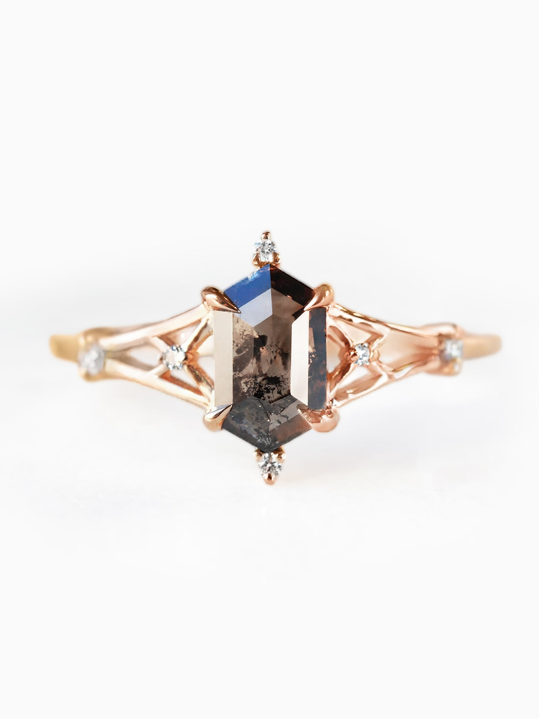 Meira Star Ring