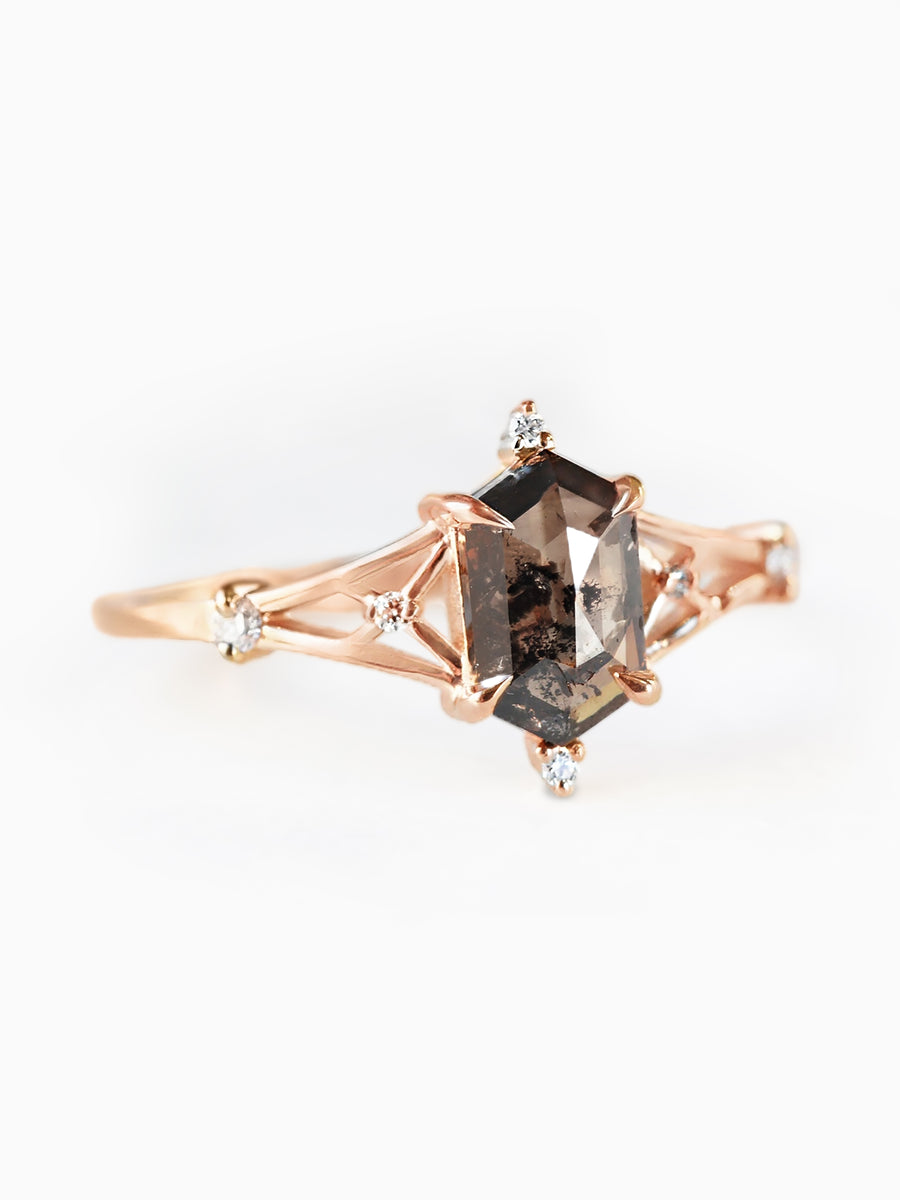 Meira Star Ring