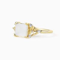 Pearl Daisy Ring