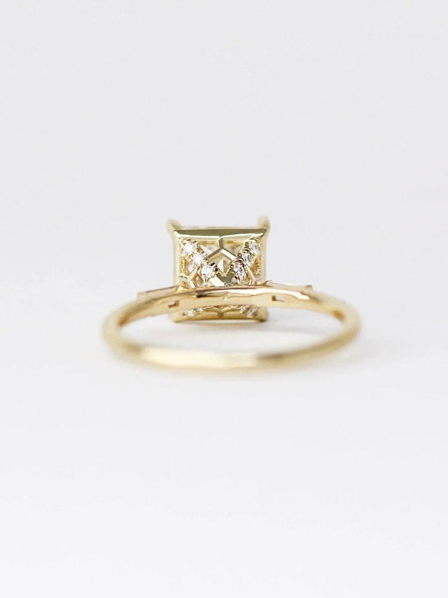 hiddenspace-engagement-princess-serein-ring-moissanite-14k-product-front-back